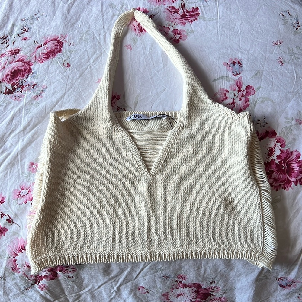 Zara Halter Neck Knit Top